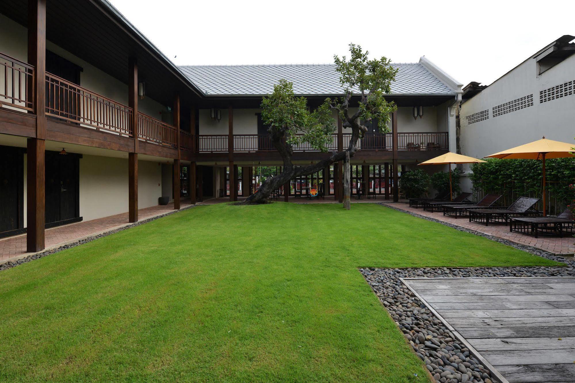 Villa Bangkok Bagian luar foto